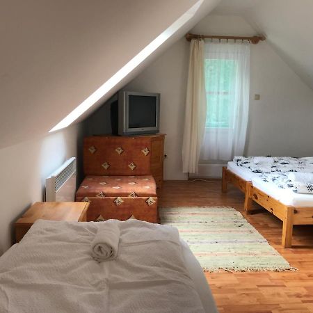 Boroka Vendeghaz Hotell Matrakeresztes Exteriör bild