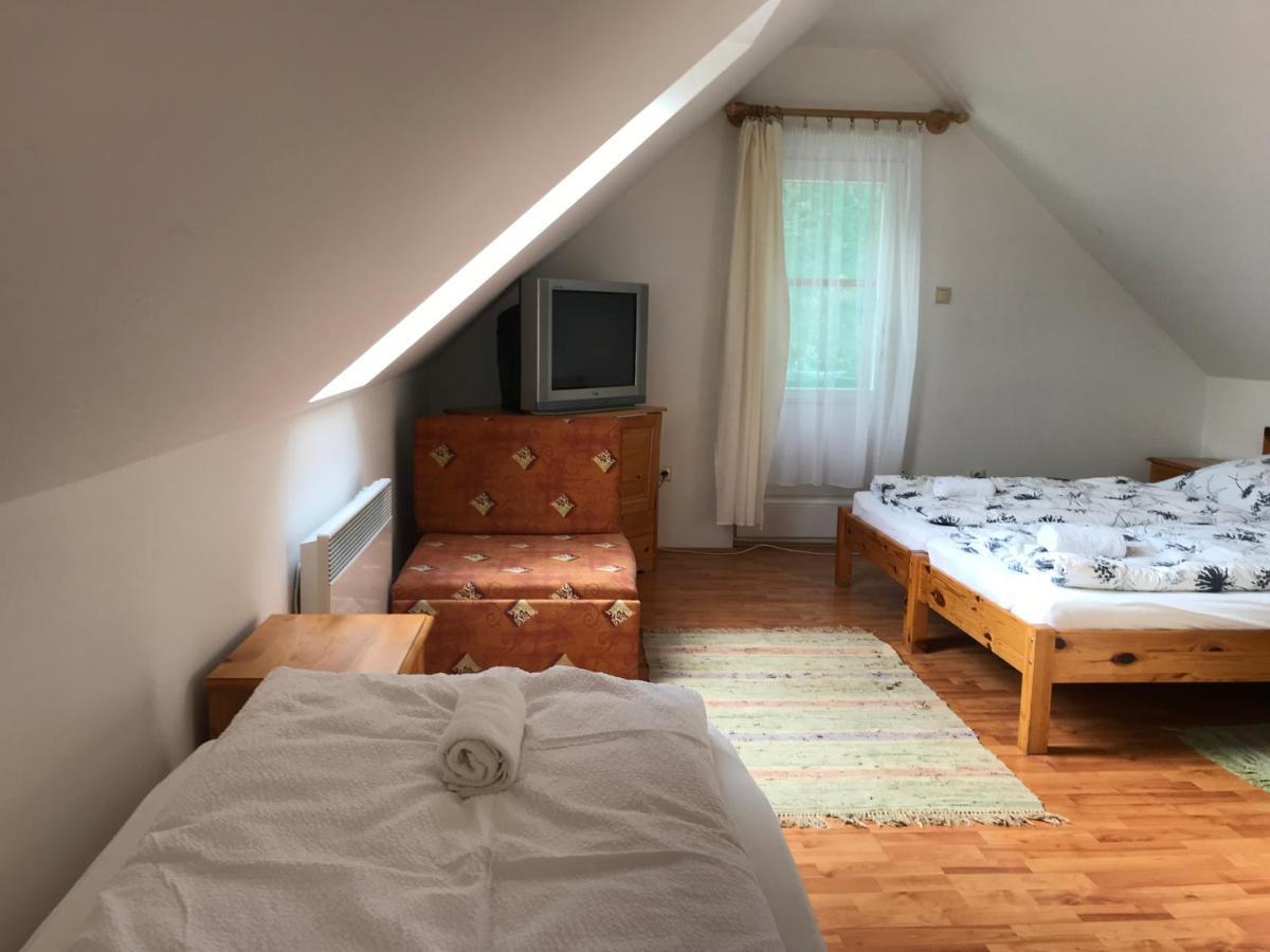 Boroka Vendeghaz Hotell Matrakeresztes Exteriör bild